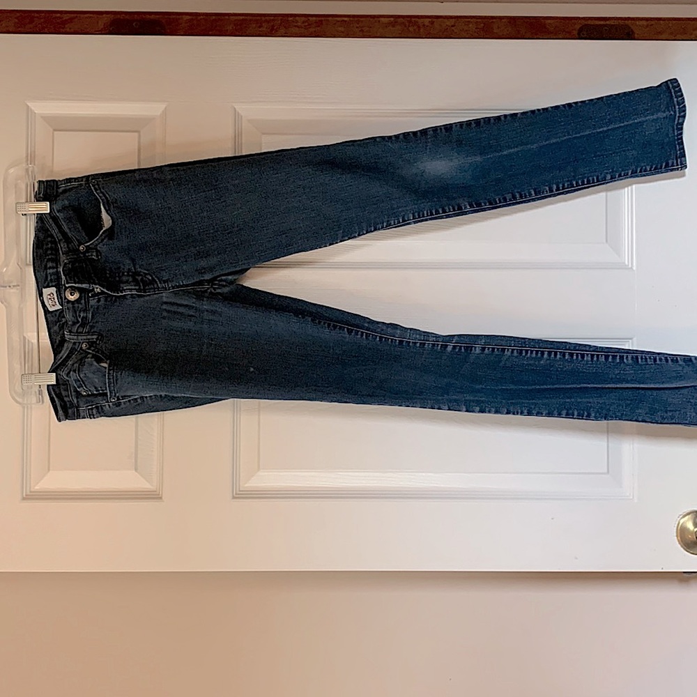 Size 11 juniors skinny jeans